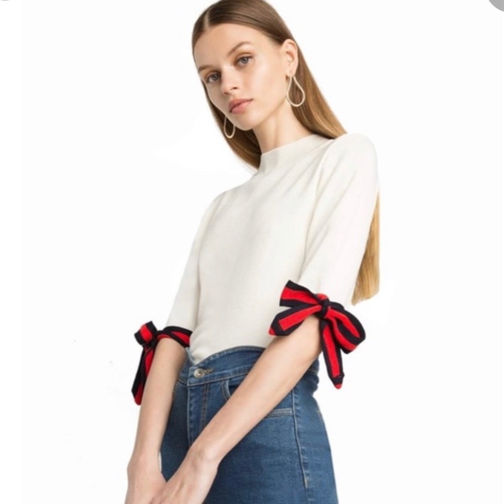 Pixie Market cropped sweater with bows